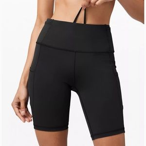 Never Worn-Lululemon Fast and Free Short 8"